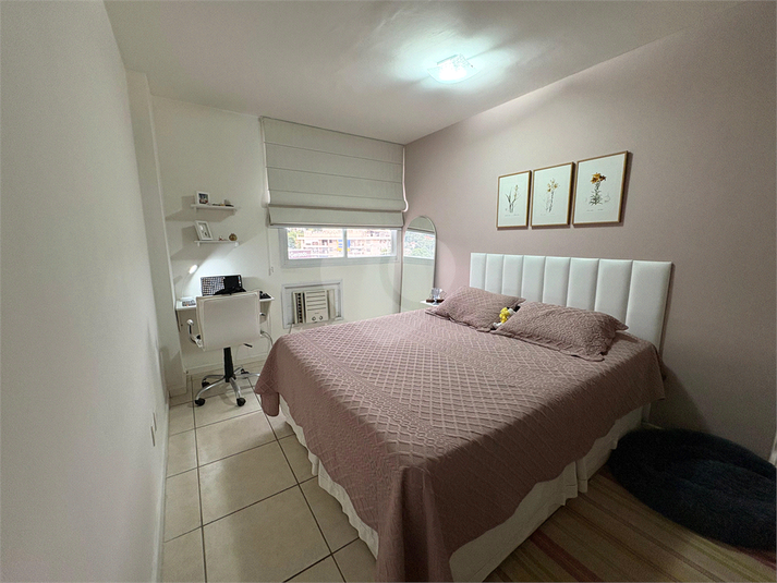 Foto REO1097643