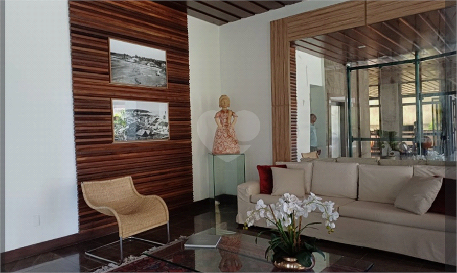 Foto REO1097688