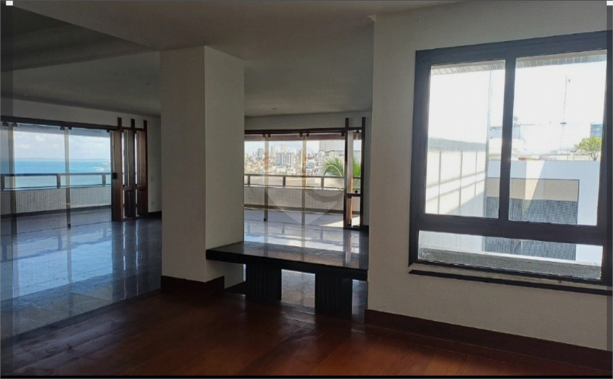 Foto REO1097688
