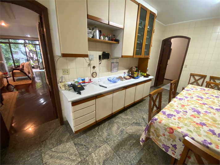 Foto REO1097693