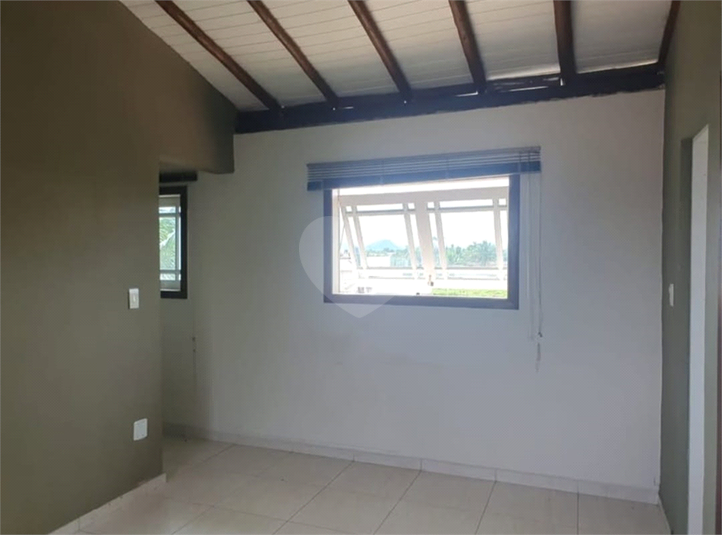 Foto REO1097695