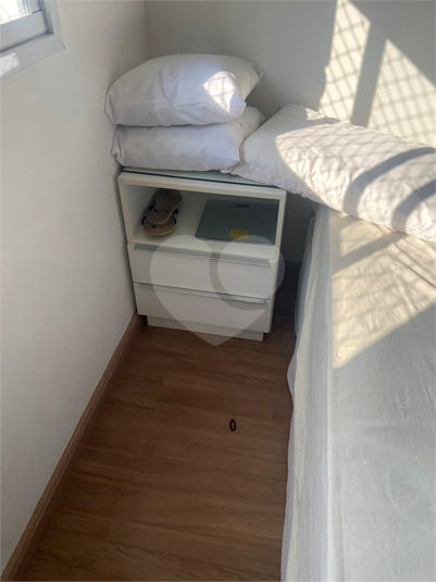 Foto REO1097700