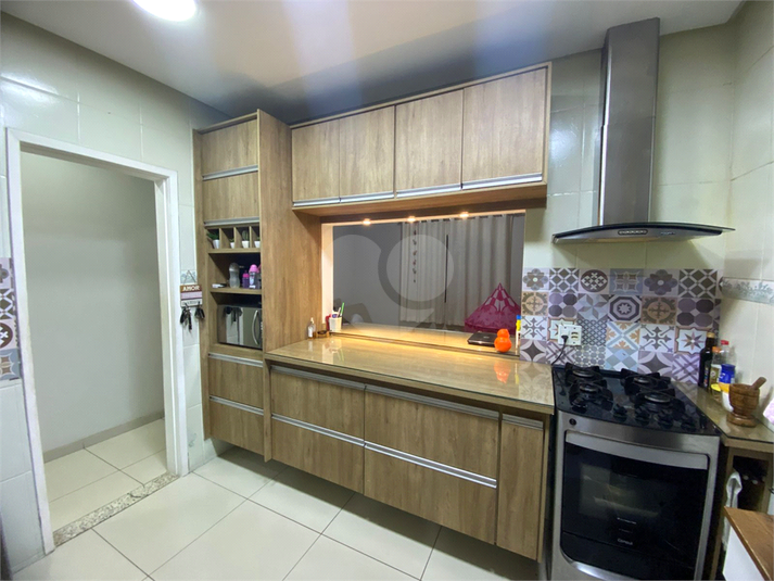 Foto REO1097708