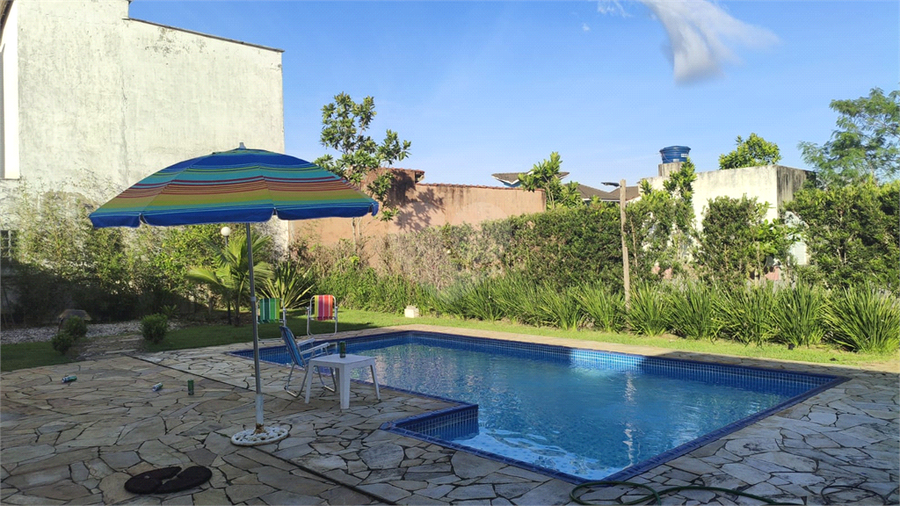 Foto REO1097711