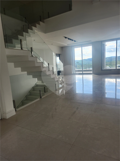 Foto REO1097722