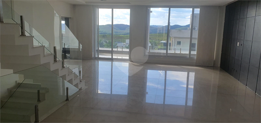 Foto REO1097722