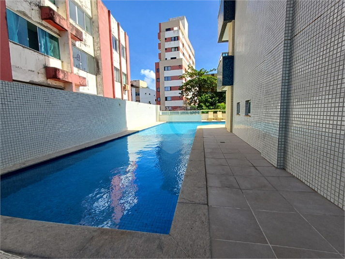Foto REO1097742