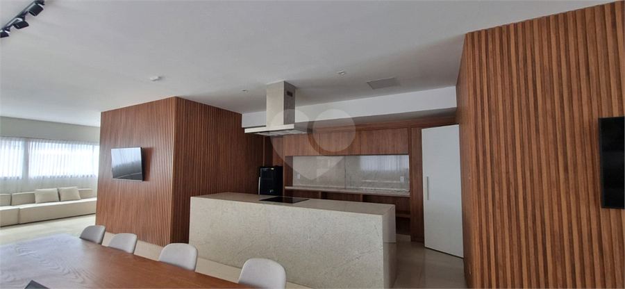Foto REO1097750