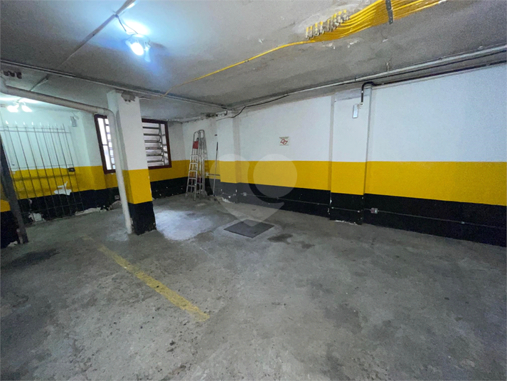 Foto REO1097754