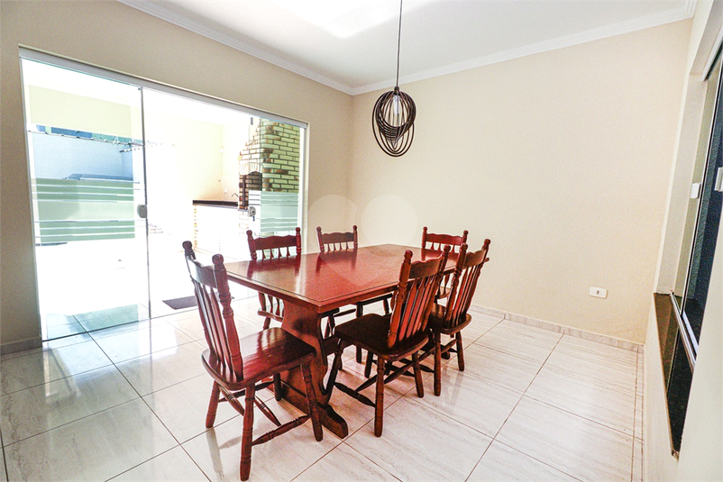 Foto REO1097756