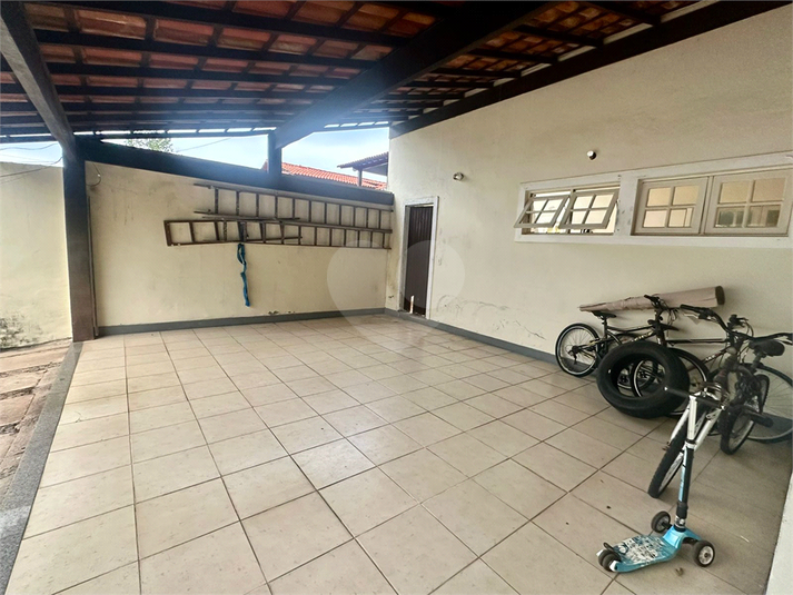 Foto REO1097791