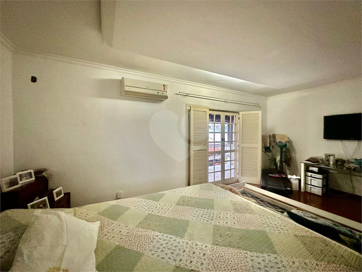 Foto REO1097791