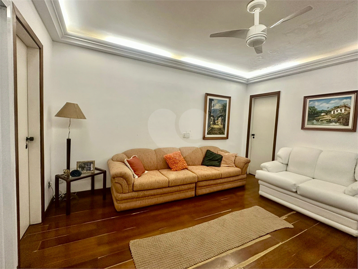 Foto REO1097791