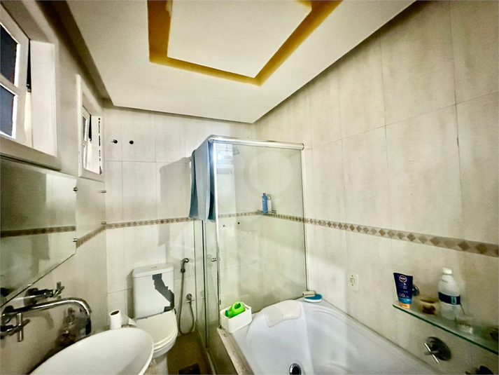 Foto REO1097791