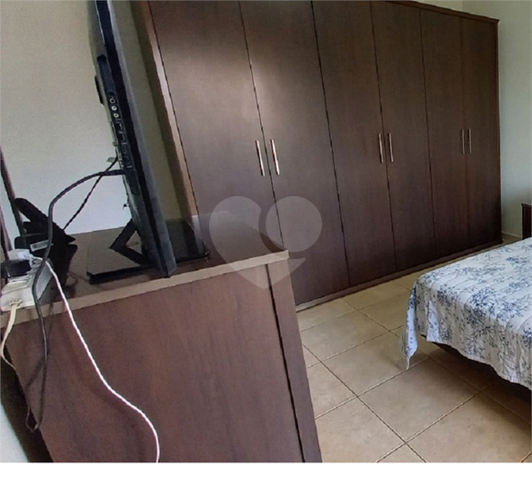 Foto REO1097794