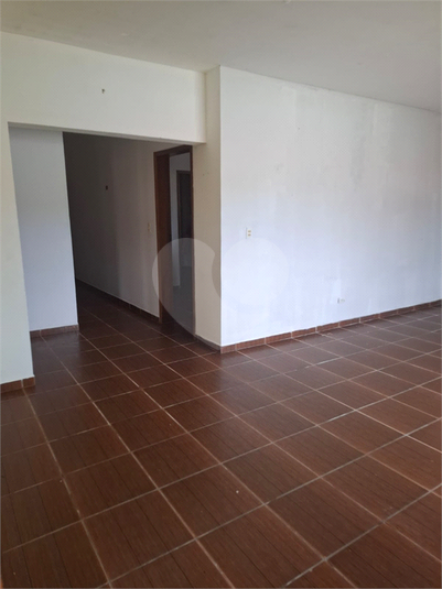 Foto REO1097796