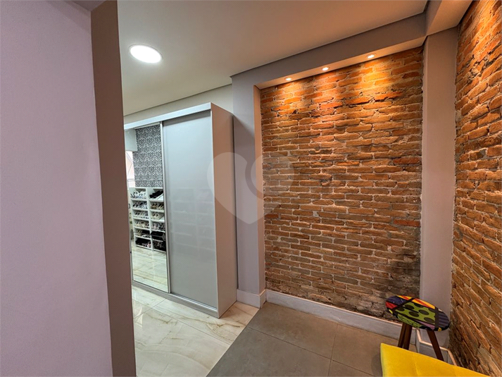 Foto REO1097800