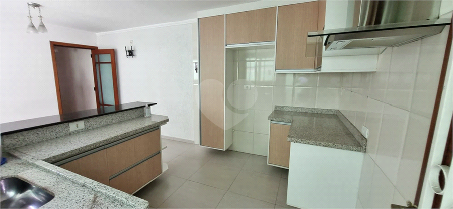 Foto REO1097806