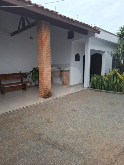 Foto REO1097814