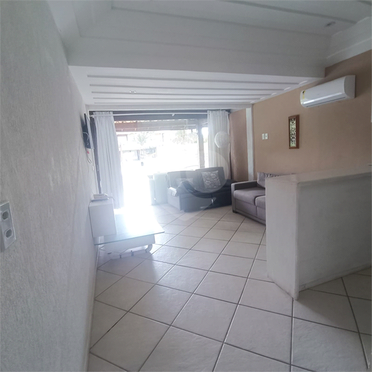 Foto REO1097816