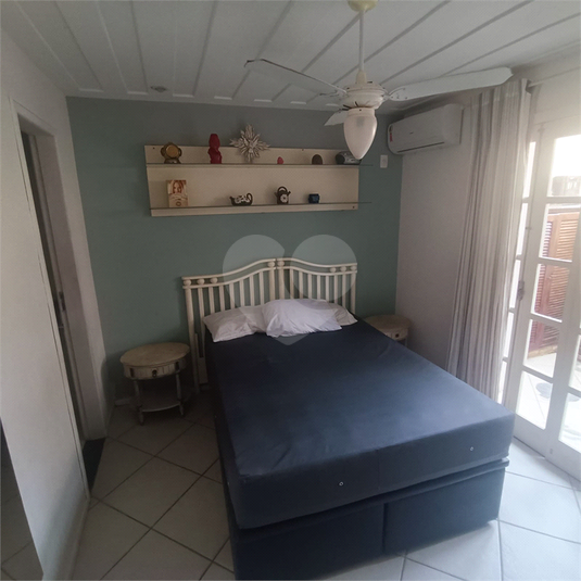 Foto REO1097816
