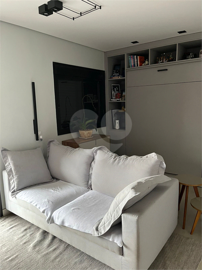 Foto REO1097817
