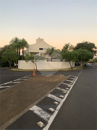 Foto REO1097824
