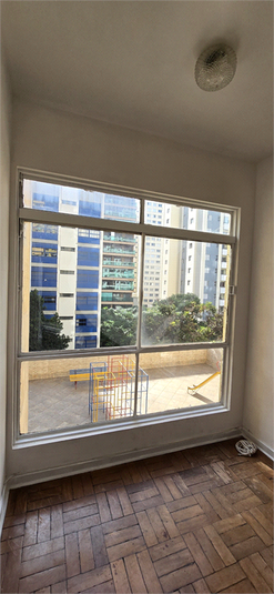 Foto REO1097825
