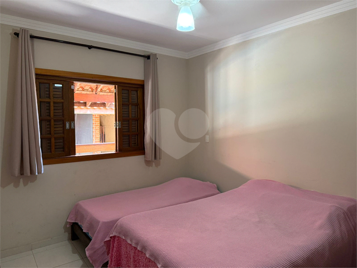 Foto REO1097826
