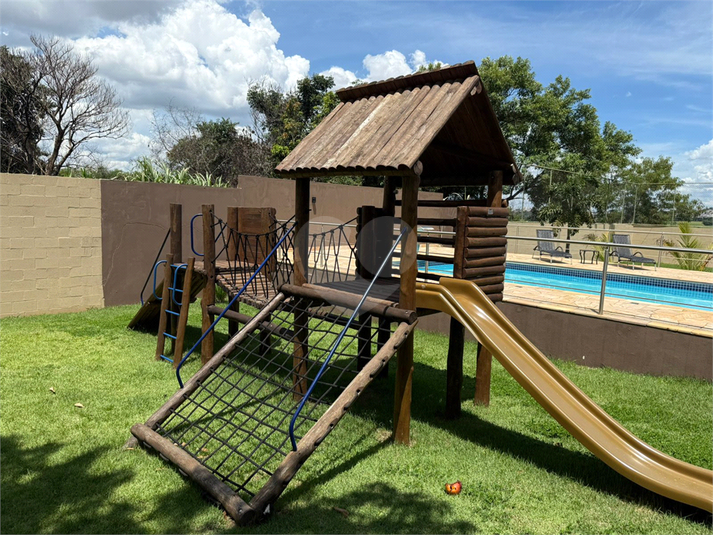 Foto REO1097826