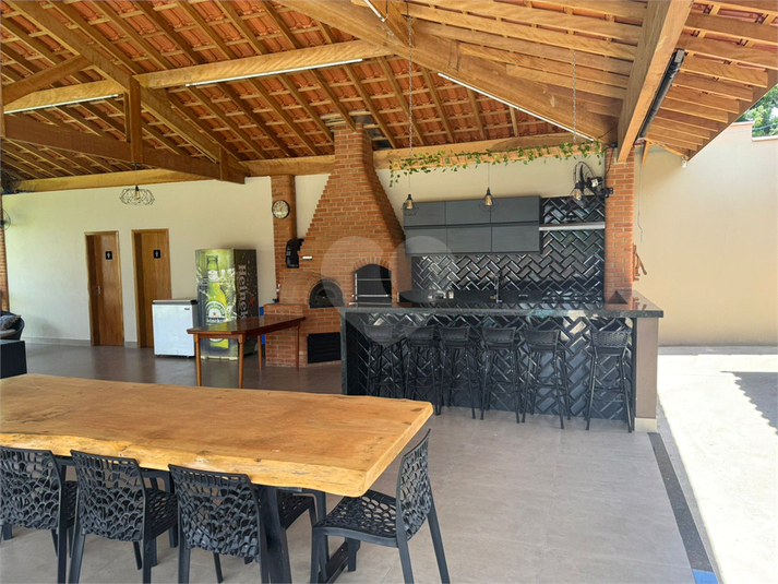 Foto REO1097826