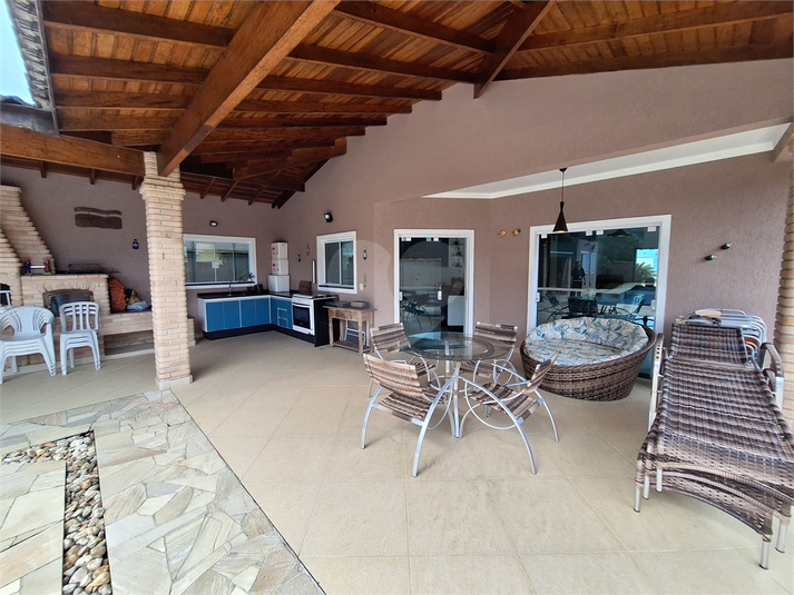 Foto REO1097830