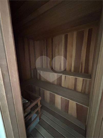 Foto REO1097835