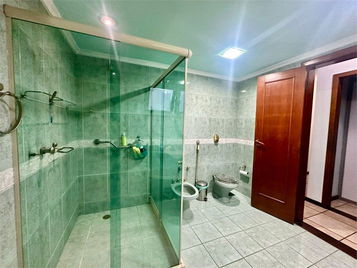 Foto REO1097839