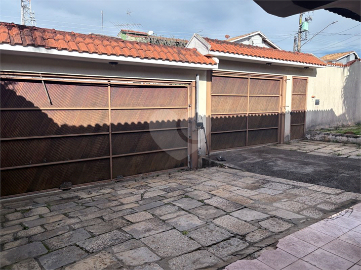 Foto REO1097852