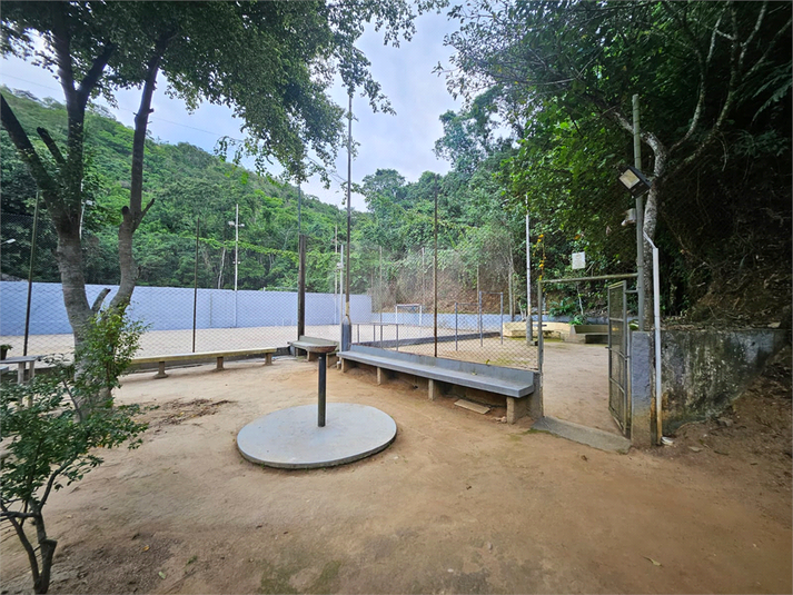 Foto REO1097886