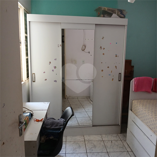 Foto REO1097916