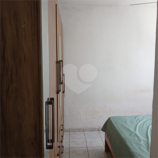 Foto REO1097916