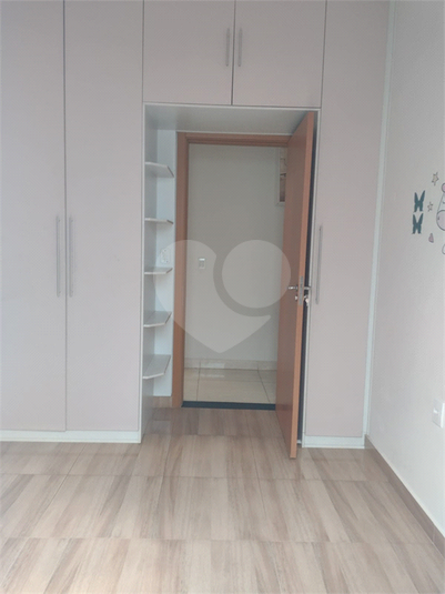 Foto REO1097921