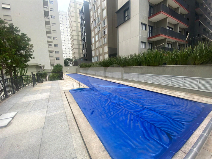 Foto REO1097935