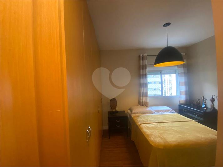 Foto REO1097935