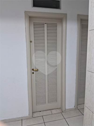 Foto REO1097943