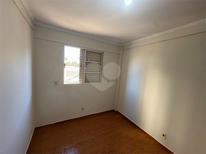 Foto REO1097954