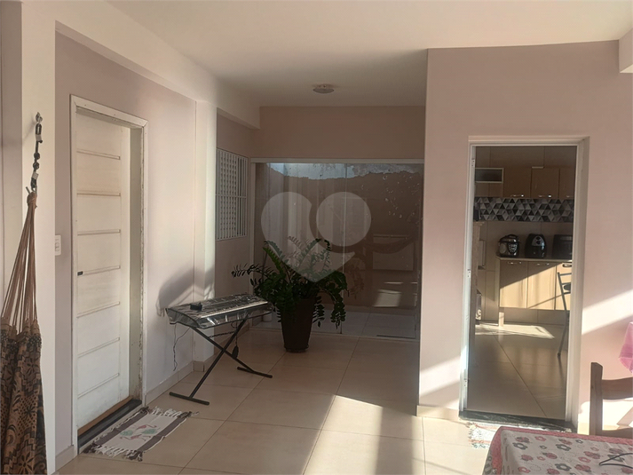 Foto REO1097960