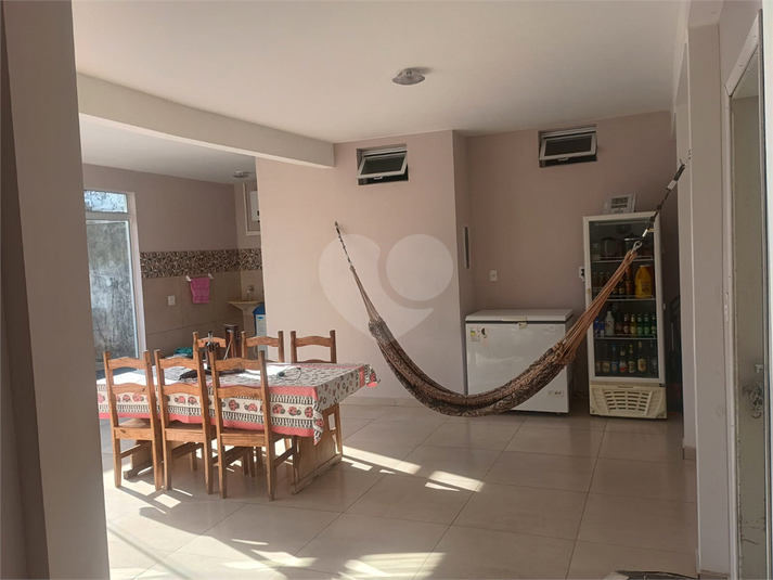 Foto REO1097960