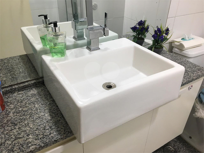 Foto REO1097964