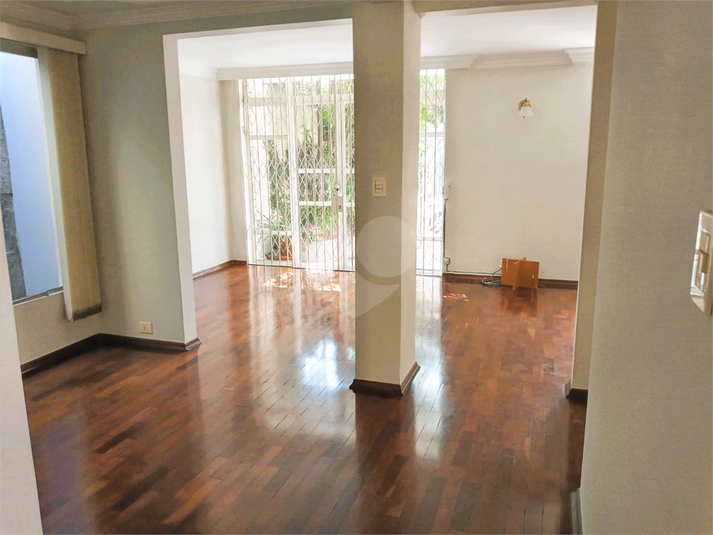 Foto REO1097967