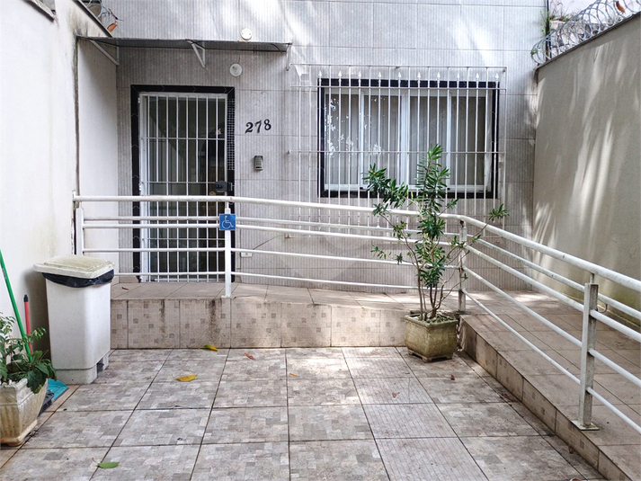 Foto REO1097983