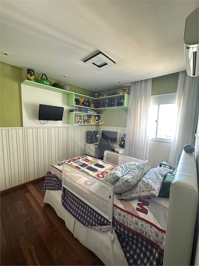 Foto REO1097996