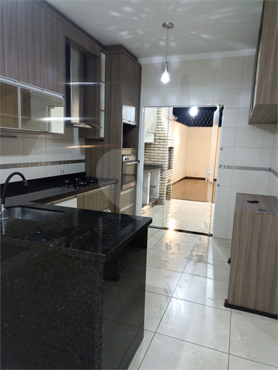 Foto REO1098032